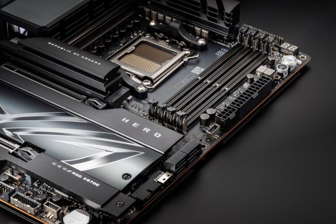 Płyta główna ASUS ROG CROSSHAIR X870E HERO