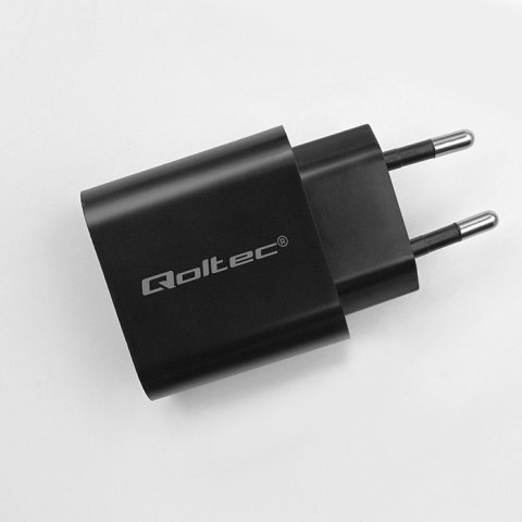 Qoltec Ładowarka GaN POWER PRO | 1xUSB-C | 1xUSB | 30W | 5-20V | 1.5-3A | Czarna