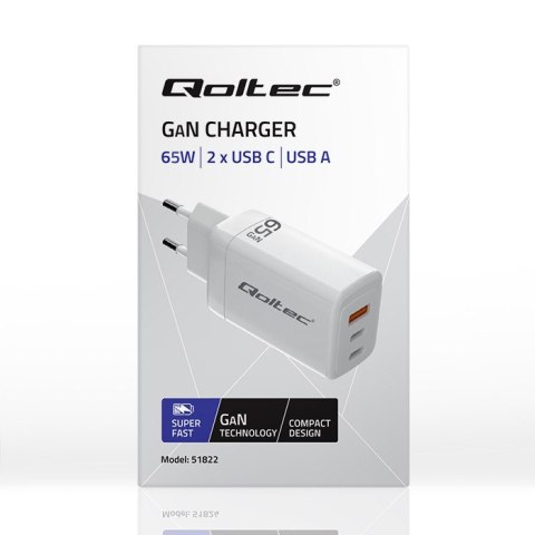 Qoltec Ładowarka sieciowa 65W GaN | 5-20V | 3-3.35A | 2 x USB-C PD | 1 x USB QC 3.0 | Biała