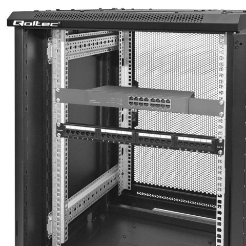 Qoltec Szafa RACK 19" | 15U | 600 x 855 x 600 | Perforowane drzwi | Stojąca | Nóżki + Kółka | Stalowa obudowa | Zamek